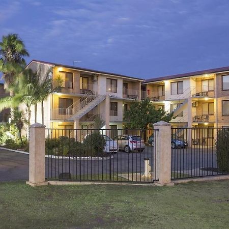 Burswood Lodge Apartments Перт Экстерьер фото